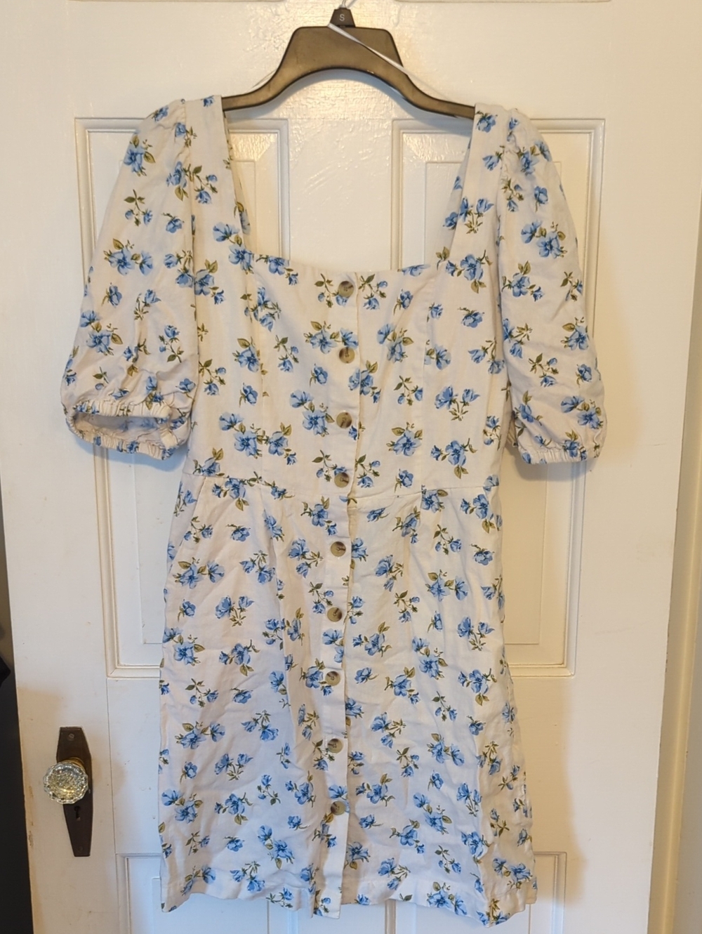 BOGO 💚 Old Navy White Sundress with Blue Floral Print